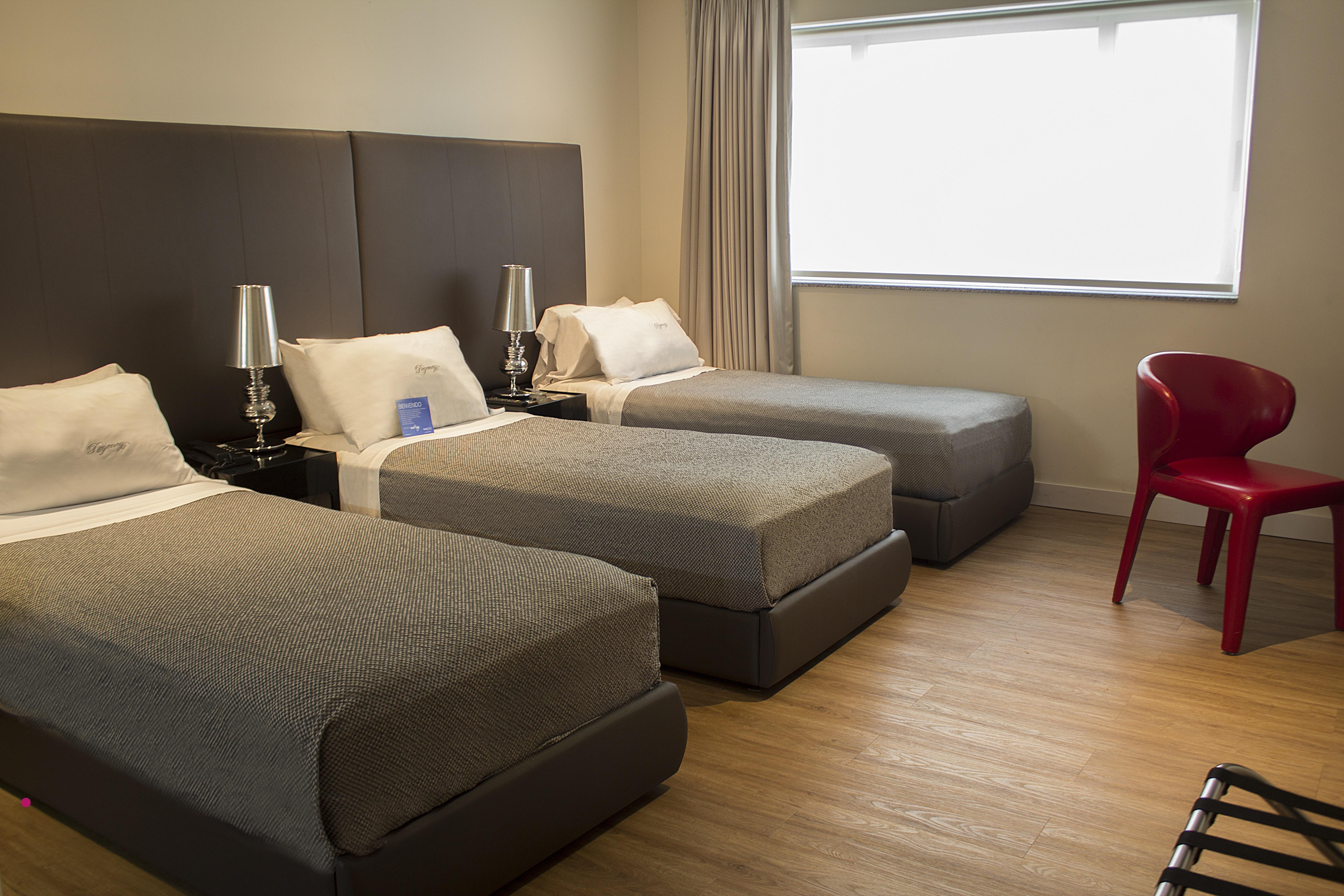 Regency Way Montevideo Hotel Buitenkant foto