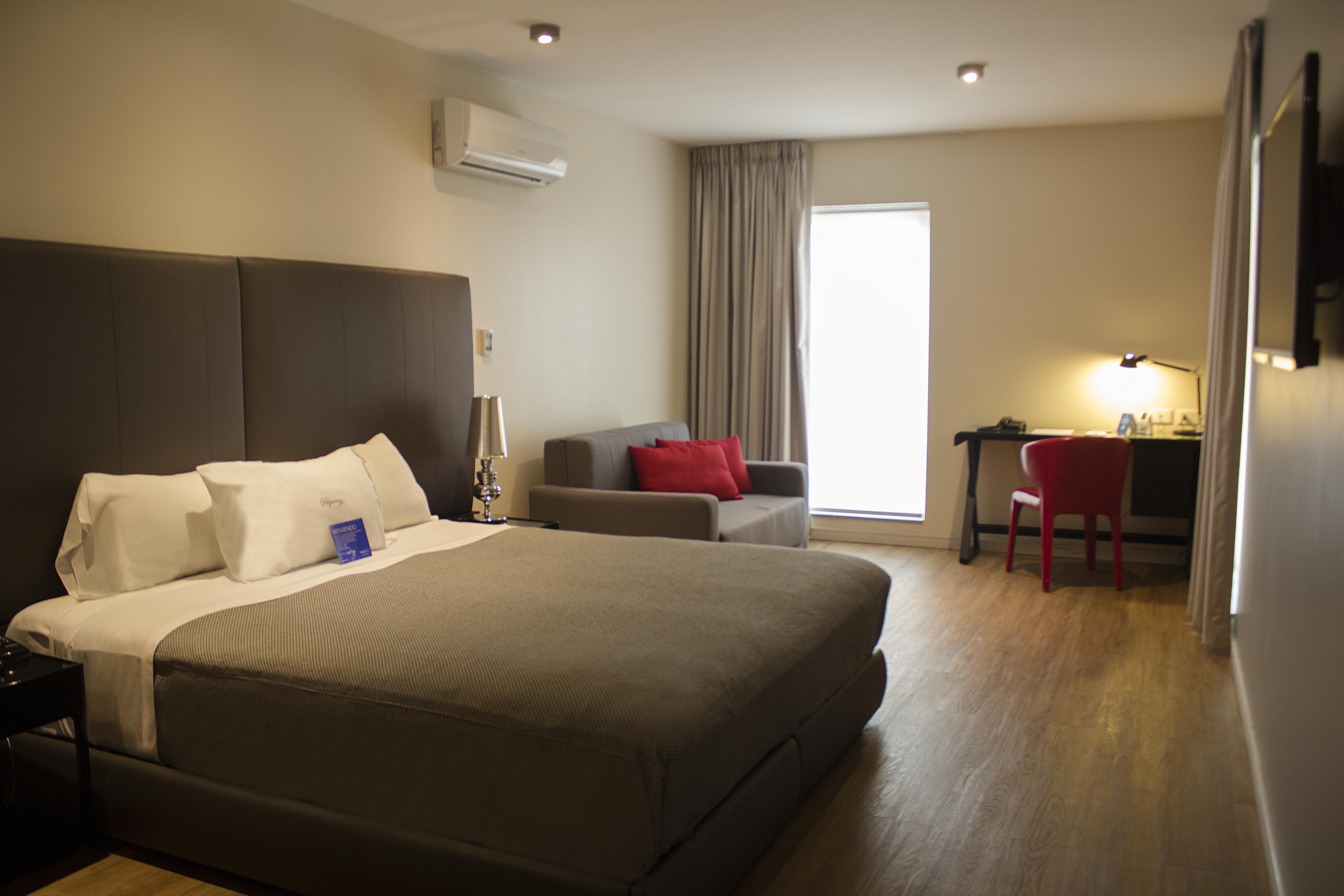 Regency Way Montevideo Hotel Buitenkant foto
