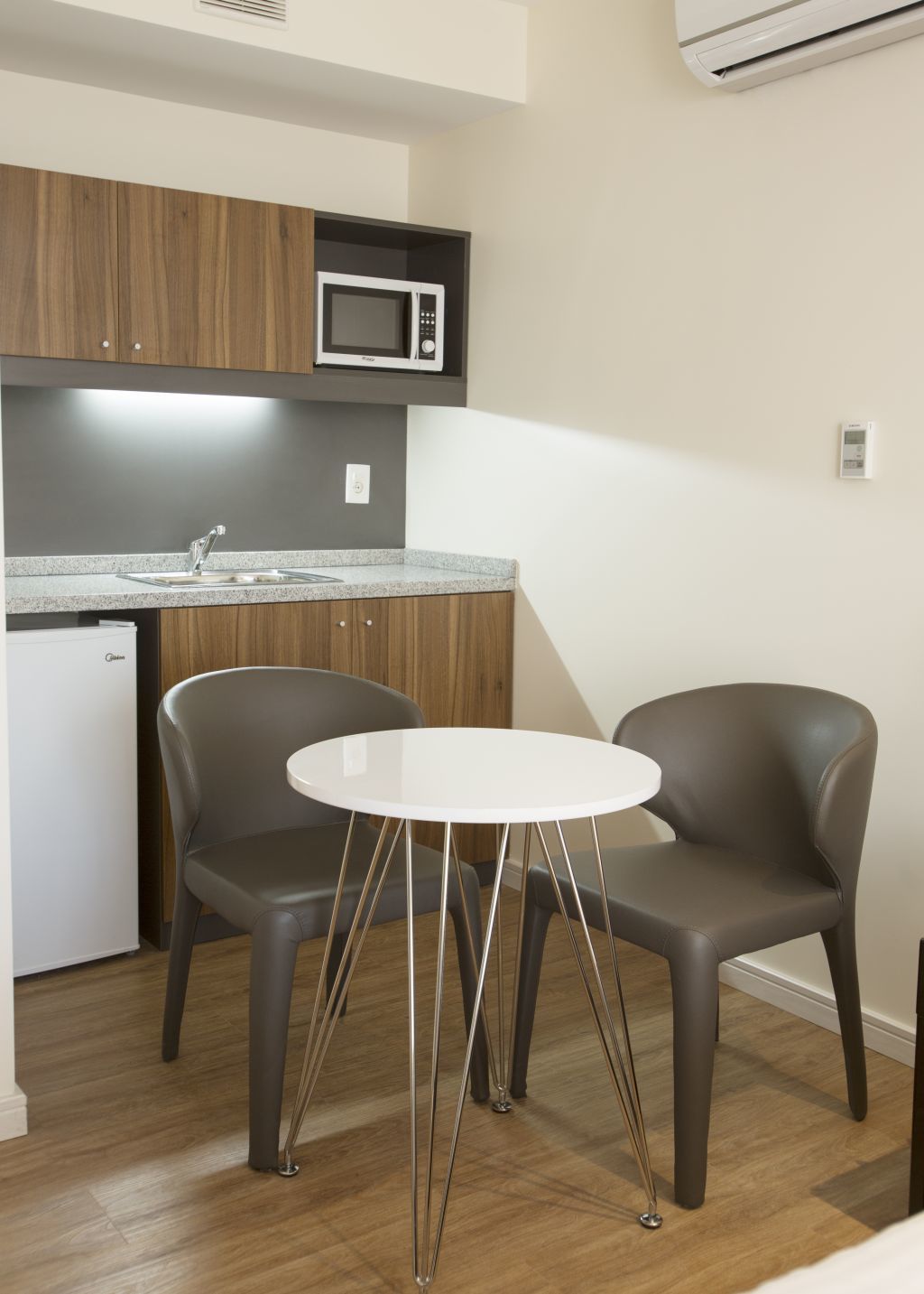 Regency Way Montevideo Hotel Buitenkant foto